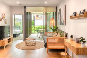 Brand New Riverside Designer 2BD apartment at West End